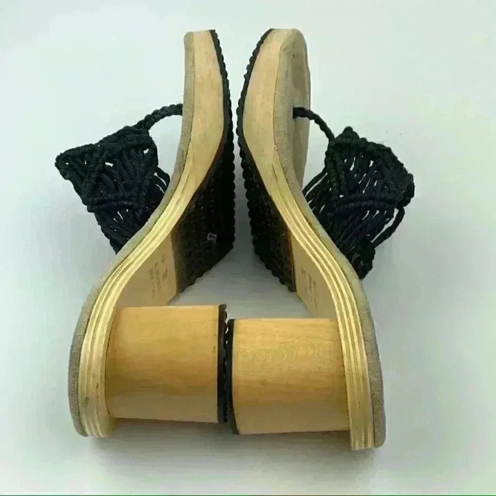 On Your feet Chinese laundry pop sandals 7 macramé